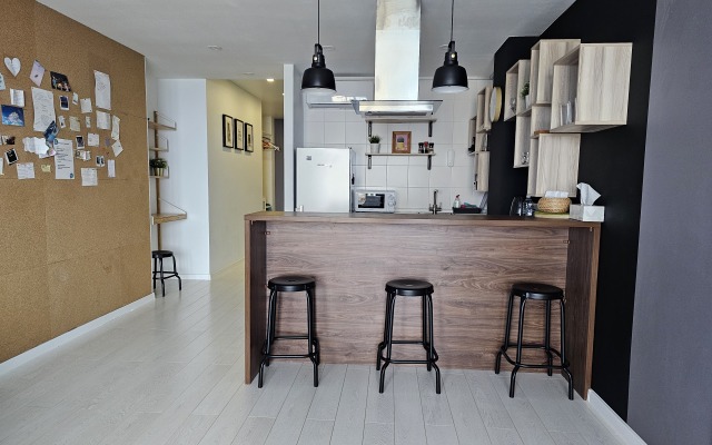 Апартаменты с видом на город и море