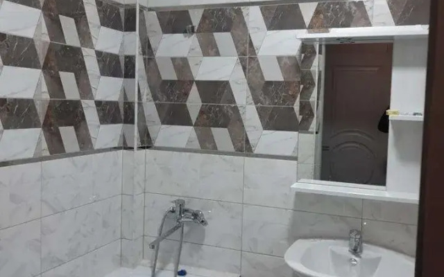 Na Prospekte M. Omarova 18 Flat