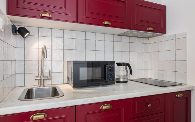 Апартаменты на Театральной площади