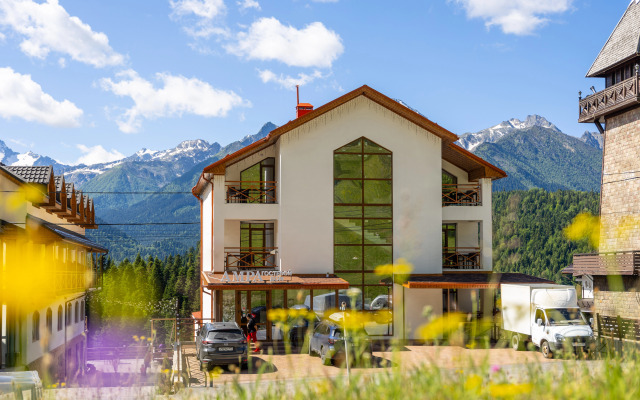 Amra Hotel