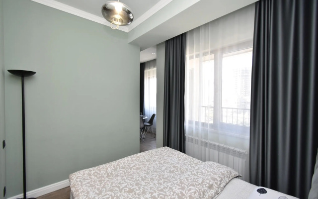 2-K v Novostroyke, Ulitsa Amiryana, Am2614 Flat