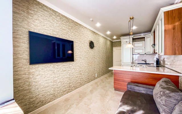 Blu Tower Apartments