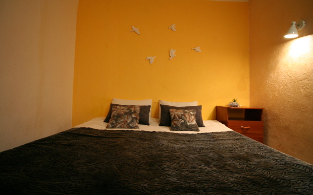 Oranzhevaya Na Mira Kirishi Flat