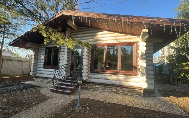Derevyanny s Russkoy Baney Private House