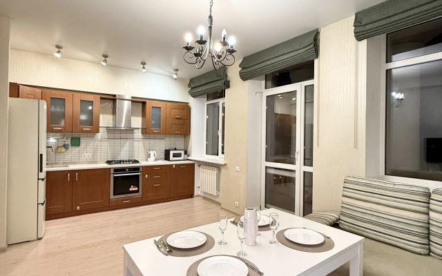 Апартаменты Уютные трехкомнатные в самом сердце города