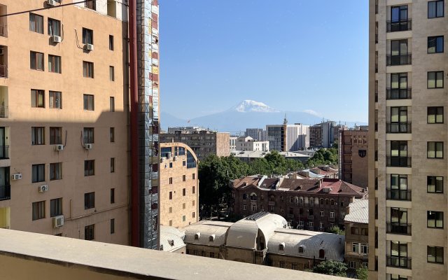 Квартира Ararat View Luхury Suite by Sweet Home