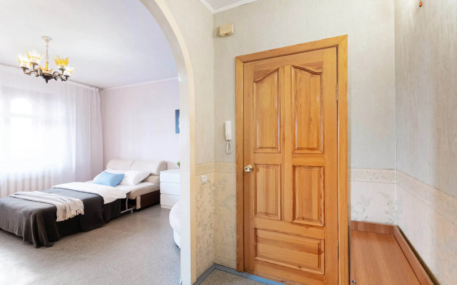 Prostornaya Kvartira S Dzhakuzi Flat