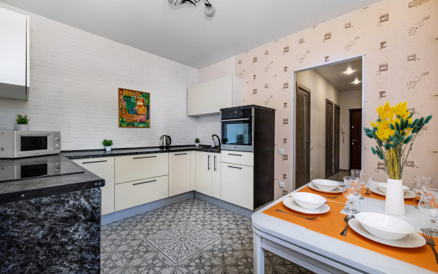 Uyutnye 2-Kh Komnatnye Apartamenty V 10 Minutakh Ot Tsentra Apartments