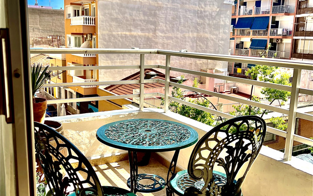 Ispanii 100 Metrov ot Morya na Luchshem Plyazhe Goroda Torrevekha Apartment