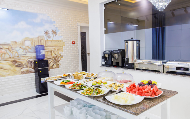 Dali Samarkand Hotel