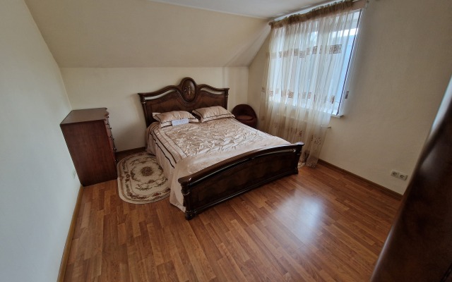 Kottedzh Na Tikhoy Guest House