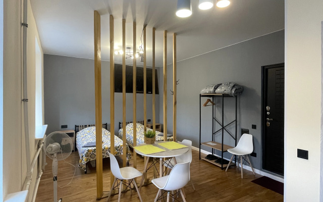 Studiya Ryadom S Zh/d Vokzalom Flat
