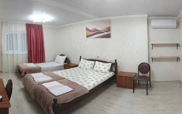 Na Tolstogo 30/1 Guest House