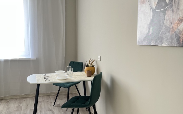 V Tsentre Lomonosova 167 Flat