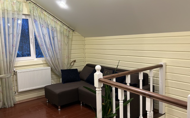 Частный дом Брусничный Коттедж с сауной