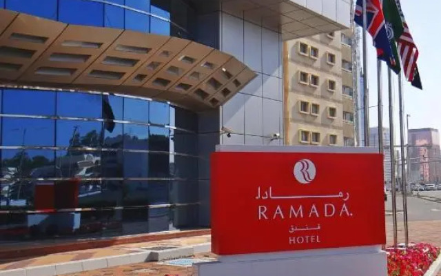 Hotel Ramada by Wyndham Abu Dhabi Corniche