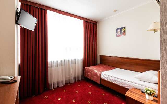 Amaks Congress Hotel