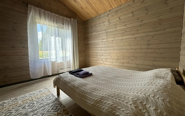 Shepot lesa Private house