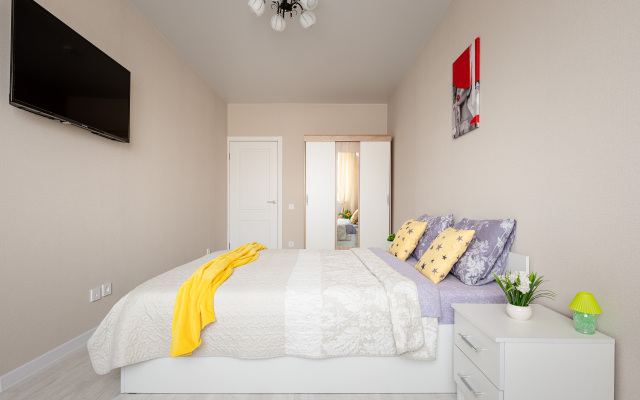 Апартаменты ApartHome Адмиралтейский 3