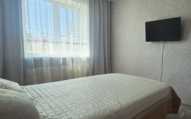 Квартира на улице имени Космонавта Поповича 40