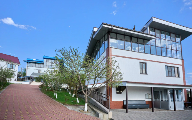 Rezidentsiya Lotos Guest house