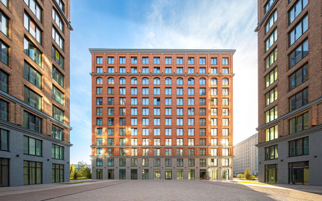 Na Naberezhnoy Makarova 58 Apartments