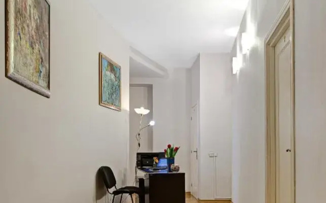 Меблированные комнаты Версаль на Брестской