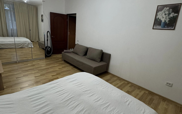 Квартира на Кадомцева