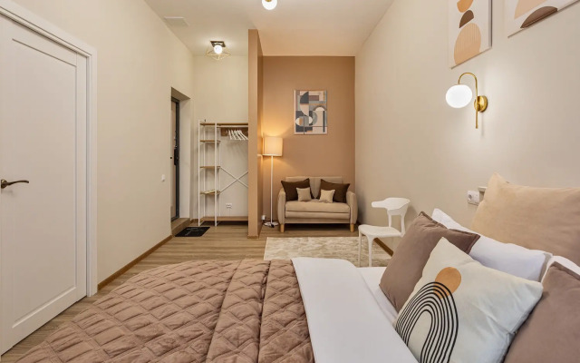 FullHouseApart dizaynerskie trekhmestnye apartamenty na vokzal'noy ploshchadi Apartments