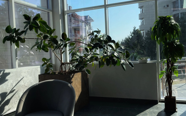 Dvukhurovnevye V 3 Minutakh Ot Morya Apartment