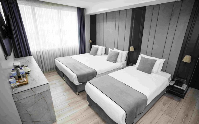 Express Plus Hotel