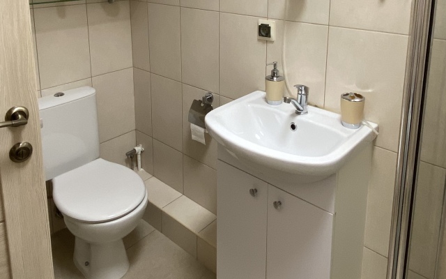 Devuhkomnatnaya s Dvumya Otdelnyimi Spalnyami Flat