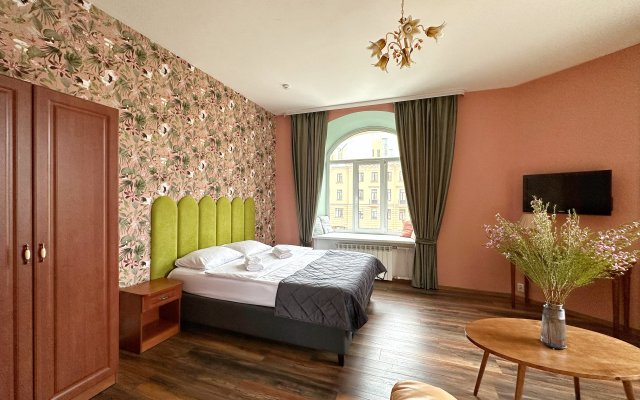 Меблированные комнаты Laika на Грибоедова