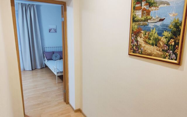 Na Ul Solnechnaya 82 Apartments