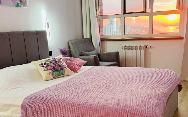 S prekrasnym vidom na Volgu Flat