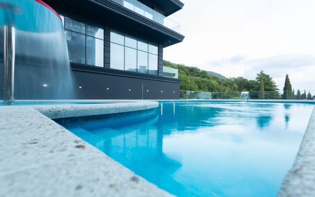 Gde Pahnet Letom - Stilnaya Studiya u Morya v Sochi (Ashe) Apartments