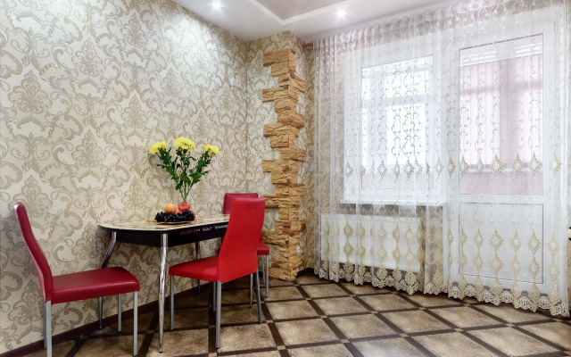 2-K. Kvartira, 70 M² V Tsentre Rostova Na Donu Flat