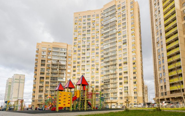 Апартаменты на бульваре Космонавта Сереброва А.А. 2