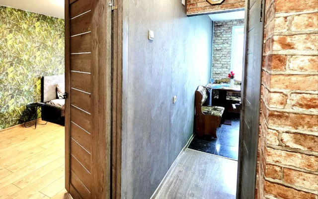 Апартаменты на Наугорском Шоссе 21