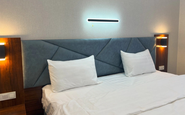 Отель Reikartz Qarshi