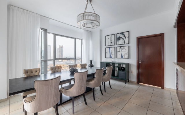 Апартаменты Welcome Home in The Residences