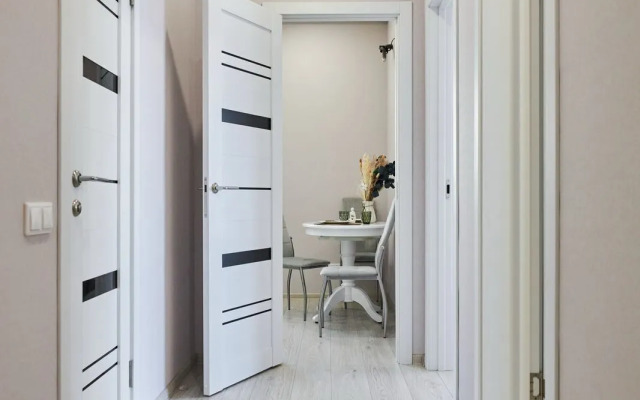 Квартира 2-комнатная рядом с Н2О и ТРЦ Горизонт