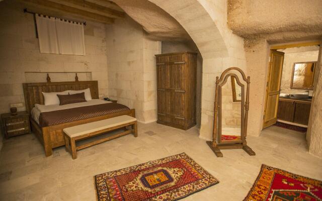 Helike Cave Suites