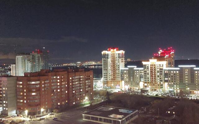 Квартира Уютная квартира-студия с видом на Бугринский мост