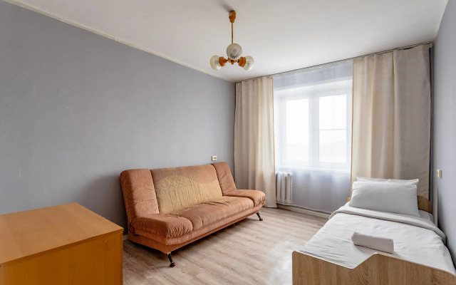 Shikarnaya Dvukhkomnatnaya  V Voskresenske Flat