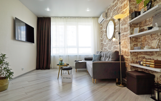 Stilnaya Dvukhkomnatnaya S Panoramnym Vidom Na Kazan Flat