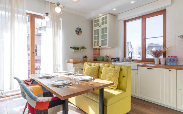 Апартаменты Red Apartments Розмарин Бренден