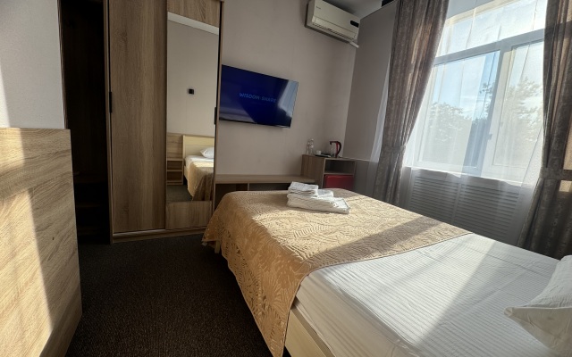 Rose Caucasus Verde Guest House