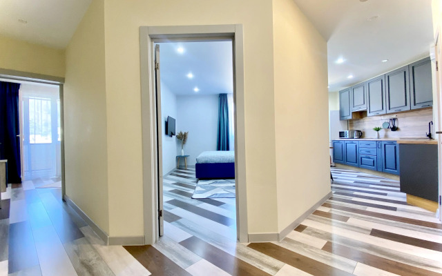 Prostornaya Kvartira S Vidom Na More Flat