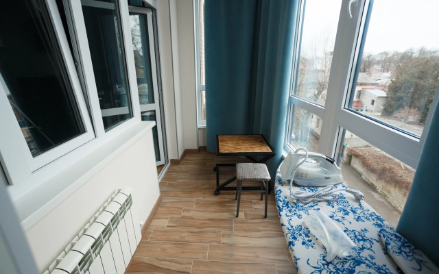 Flat na Lunacharskogo 11